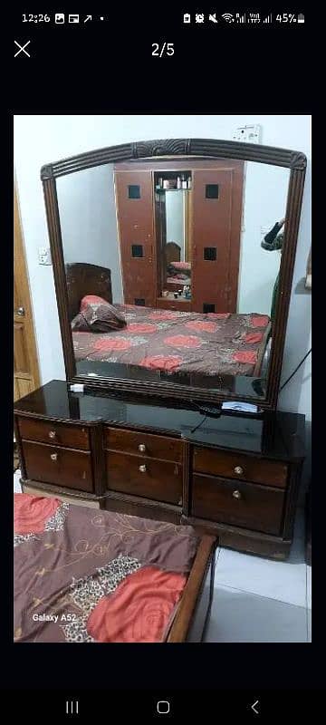 king size bed set, mirror table, 3 door almari 2