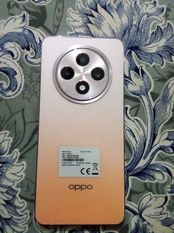 OPPO Reno 12f. 8/256 0