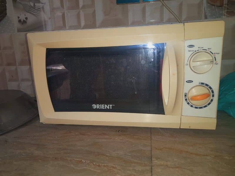 Microwave oven Orient 1