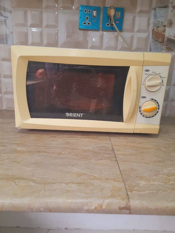 Microwave oven Orient 2