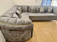 stylish 6 seater corner sofa slightly used