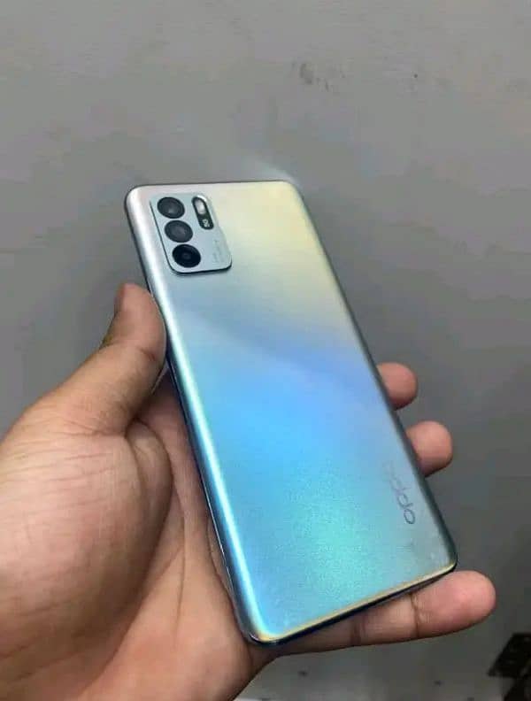 Oppo Reno 6 with all assories 6