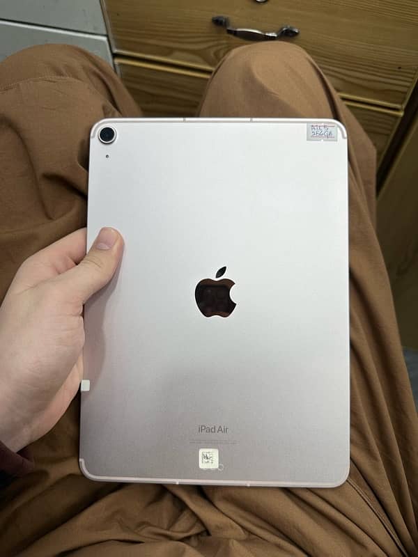 APPLE IPAD AIR 5 256GB PINK 9.7/10 Condition 1