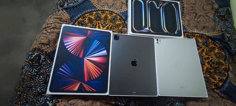 IPAD PRO M1CHIP 12.9 INCHES 512GB 10 BY 10 COMPLETE BOX 2