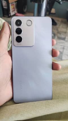 Vivo V27e  10/10