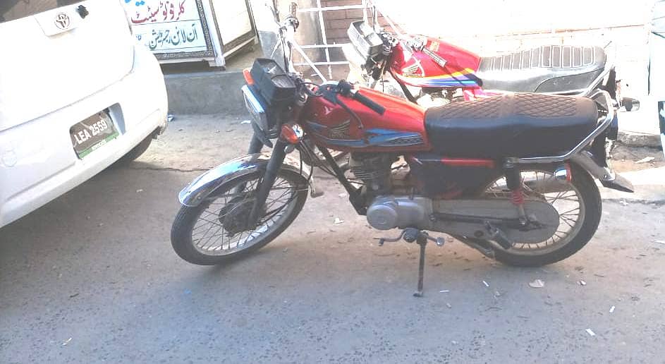 Honda CG 125 2011 0