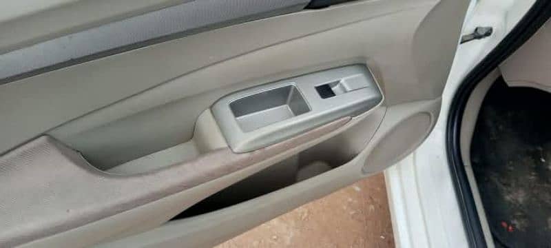 Honda City IVTEC 2015 15