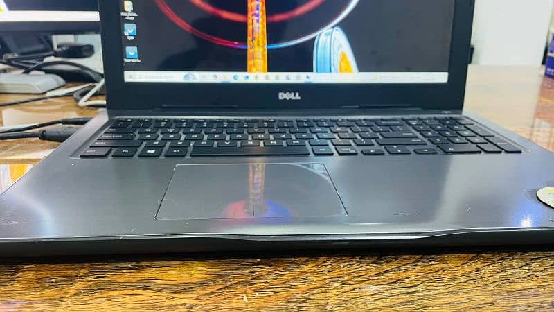 Dell Inspiron 5565 1