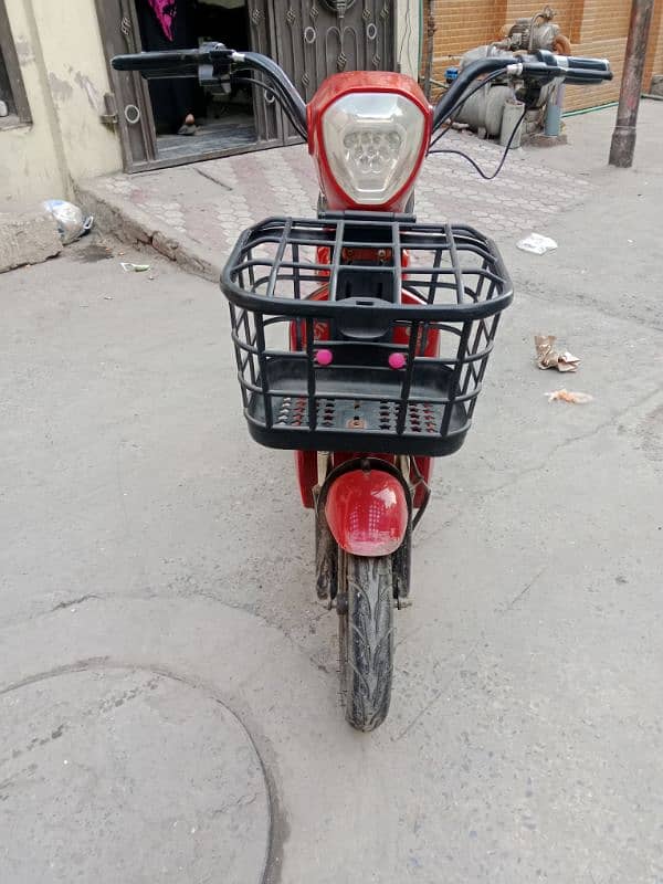 scooty for sale 4