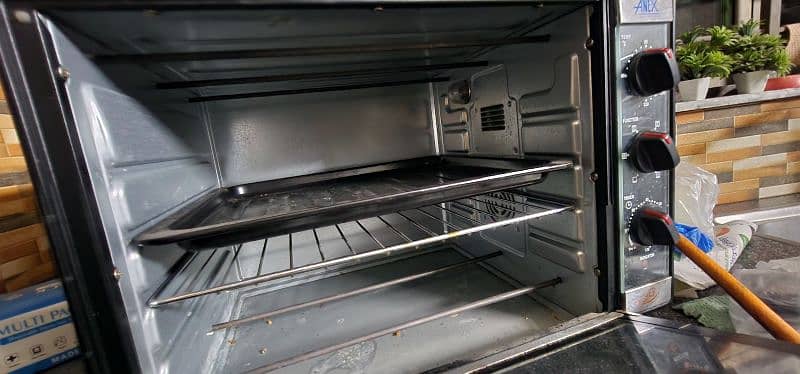 Brand New Condition Grill Oven (03 09 49 19 000) 3