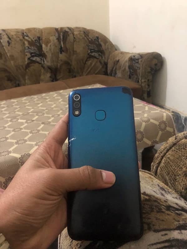 infinix hot 8 lite with box just 2 gb 32 03146202991 call kro 3