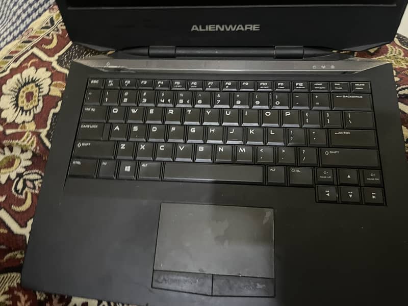 Alienware 4th generation i5 16 gb ram 256 ssd 1