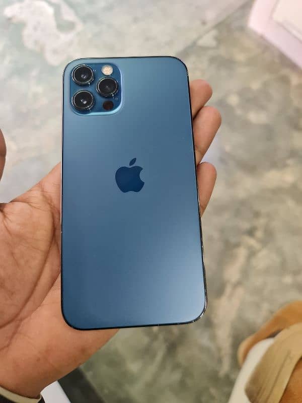 i phone 12 pro 0