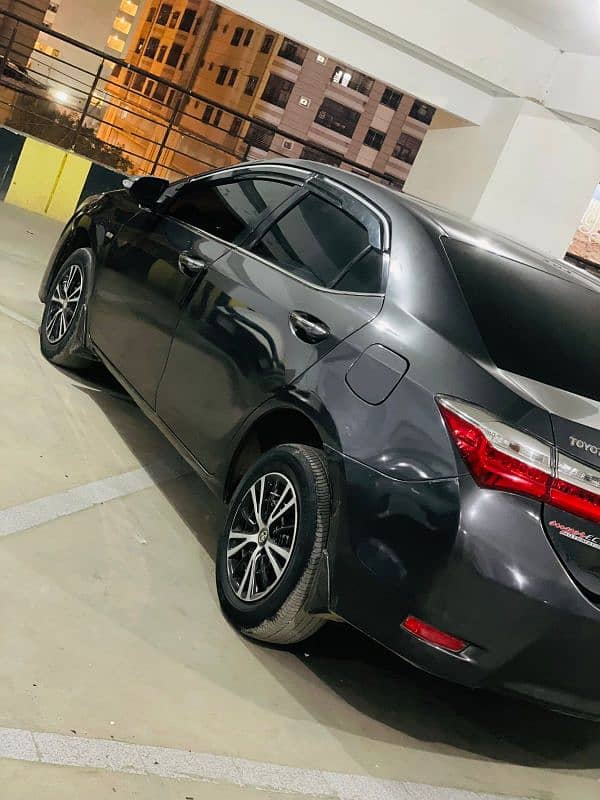 Toyota Corolla GLI 2018 Genuine Condition Fully Company Maintained 1