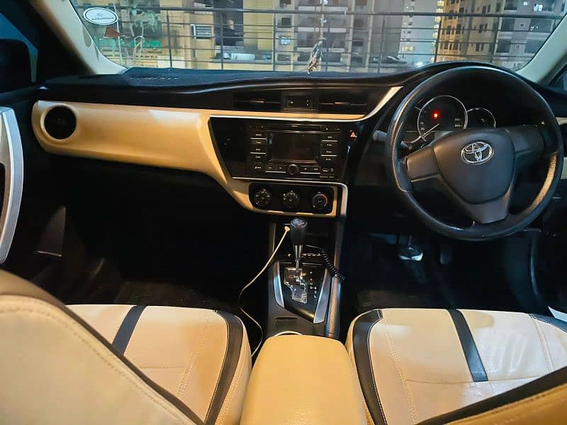 Toyota Corolla GLI 2018 Genuine Condition Fully Company Maintained 12