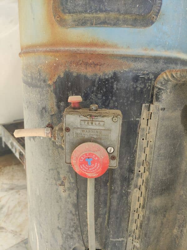 Gas Geyser For sale 1