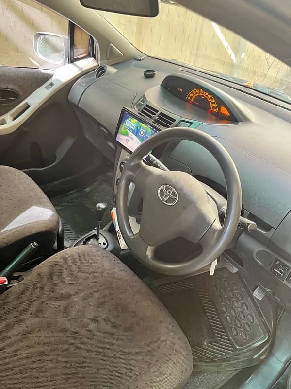 Toyota Vitz 2009 7