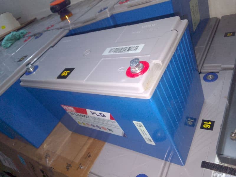 12V 105ah dry batteries Model FIAM 1