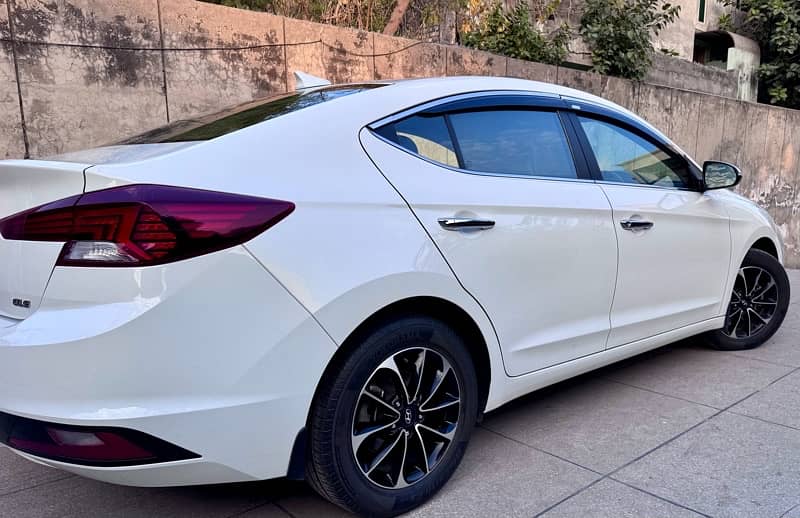 Hyundai Elantra 2022 GLS 2.0 4