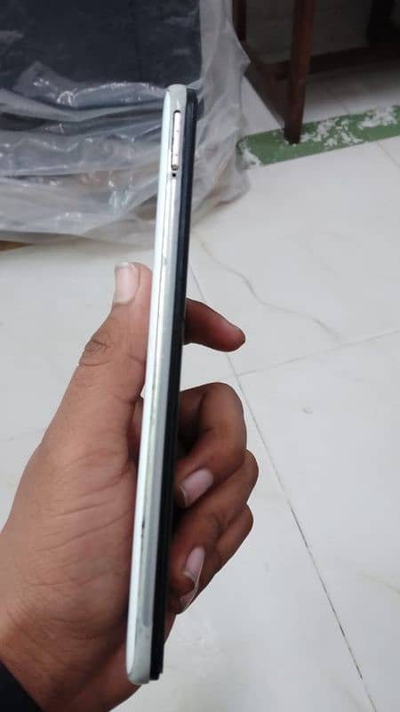 samsung a30 all ok bilkul saf only exchange 4/64 2