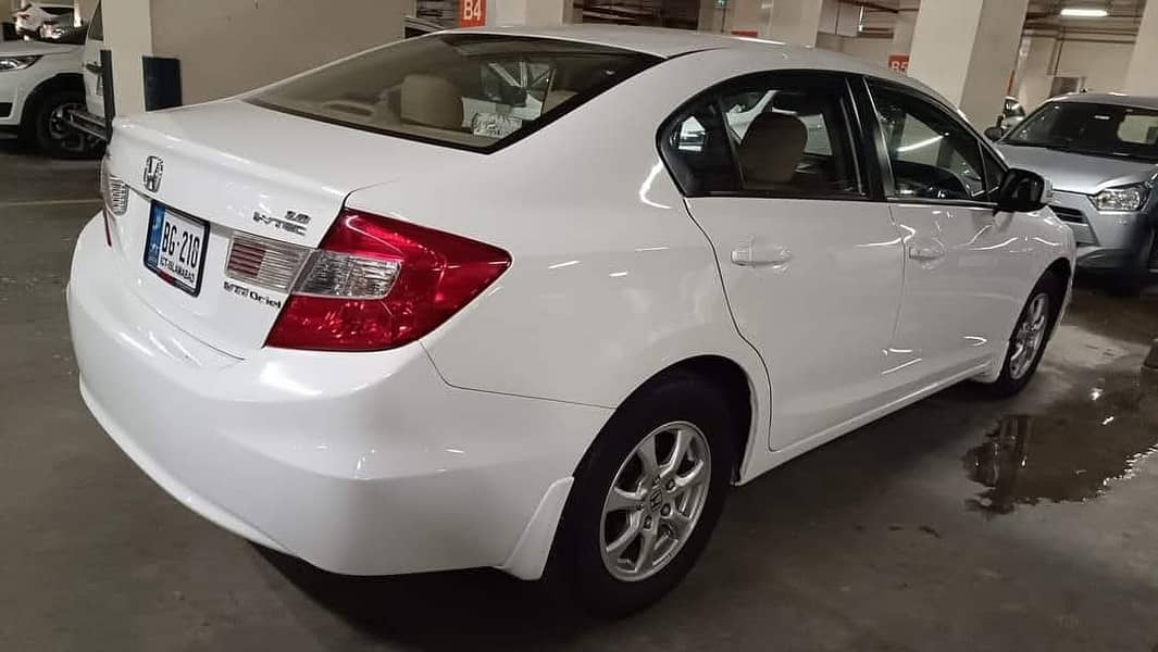 Honda Civic 2014 1