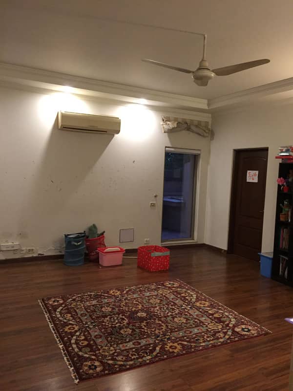 2 KANAL LUXURY CORNER HOUSE FOR RENT 7