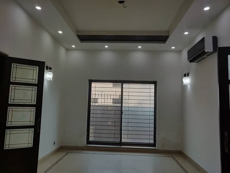 1 Kanal House For Rent In DHA Phase 4, Lahore 8