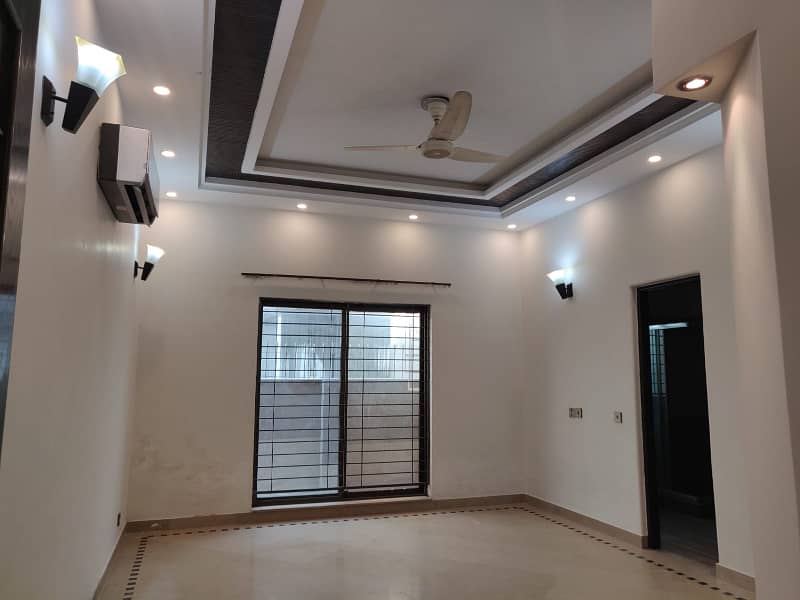 1 Kanal House For Rent In DHA Phase 4, Lahore 14