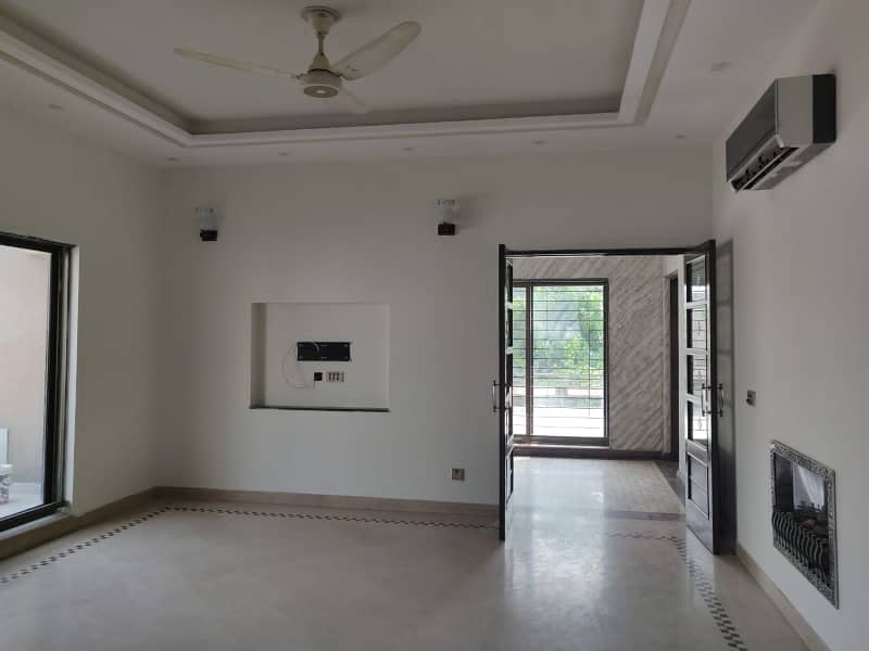 1 Kanal House For Rent In DHA Phase 4, Lahore 15