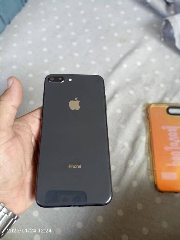 Apple iPhone 8 plus 10