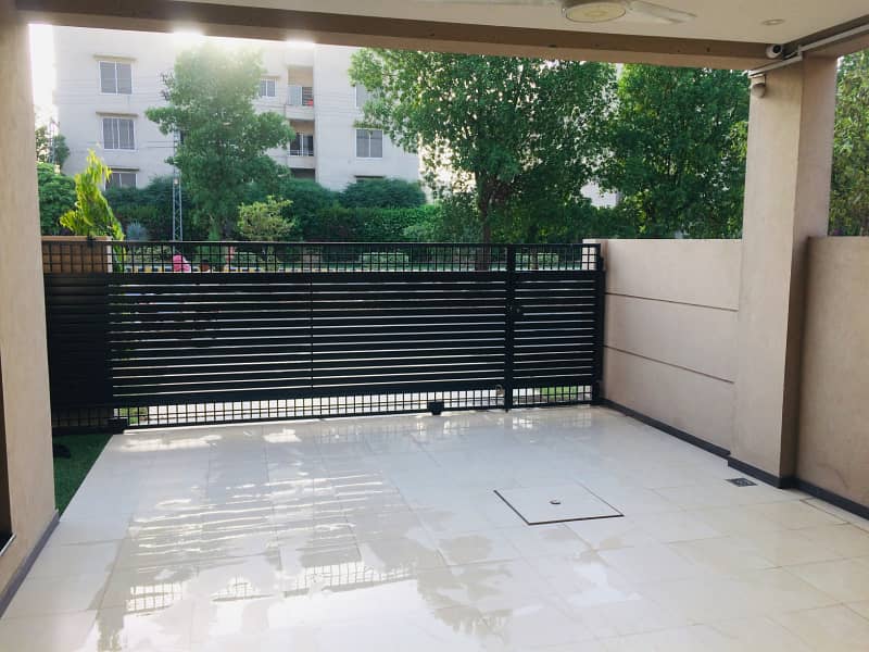 10 Marla Fully Furnished House For Rent In DHA Phase 6, Lahore 16