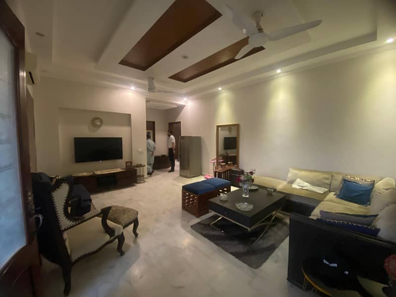 1 Kanal Fully Furnished House For Sale In DHA Phase 5, Lahore 10