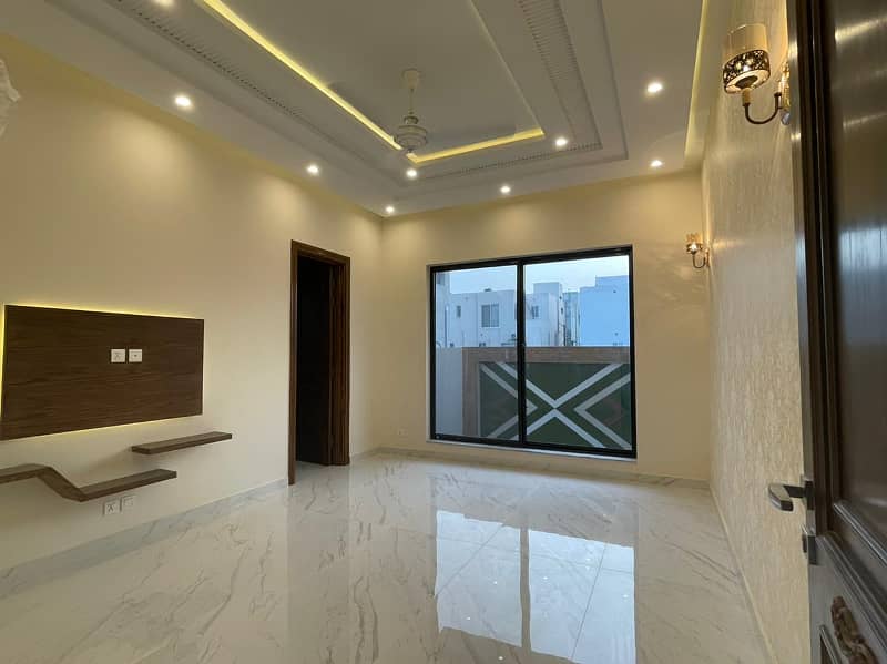 1 Kanal Modern House For Rent in DHA Phase 6, Lahore 17