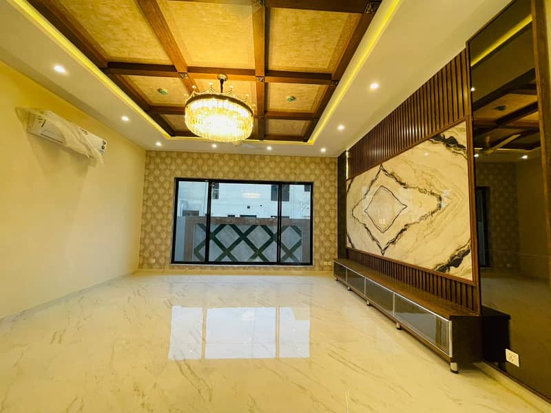 1 Kanal Modern House For Rent in DHA Phase 6, Lahore 27