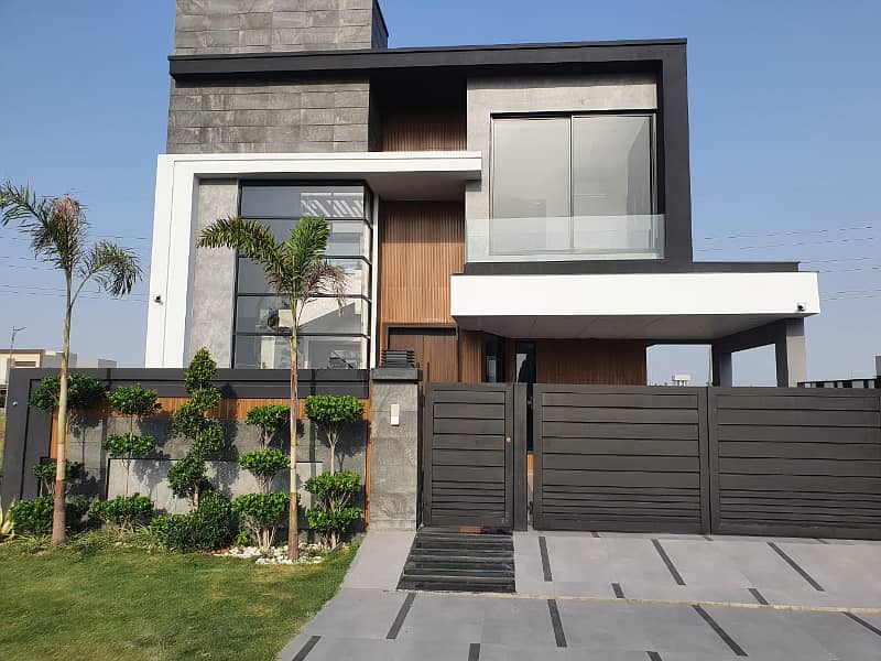 New 10 Marla Luxurious Designer House For Sale In DHA Phase 6 Block D, Lahore 0