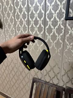 Logitech g435 wireless gaming headset