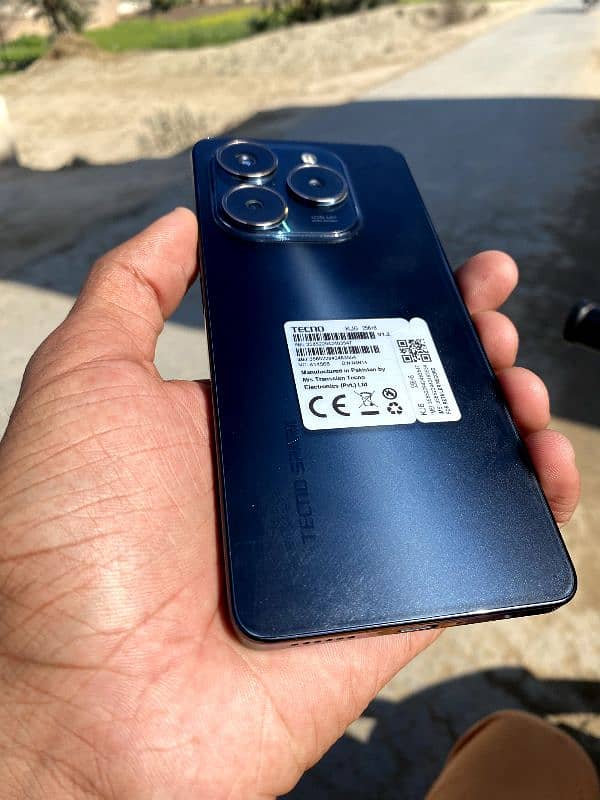 Tecno Spark 20Pro 3