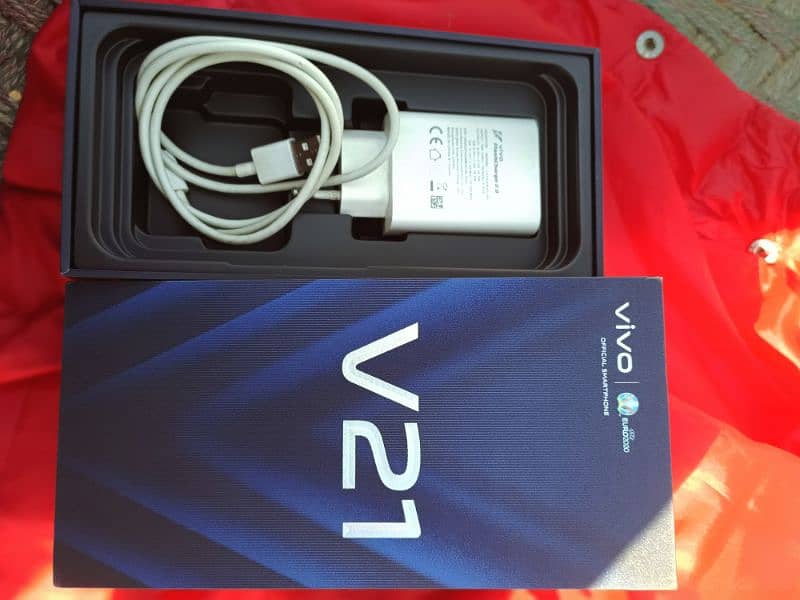 Vivo v21 same like a new for more detail 03004067676 2