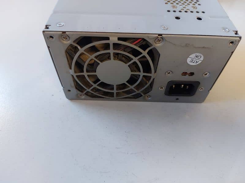 **"HP 404471-001 Power Supply Unit 4