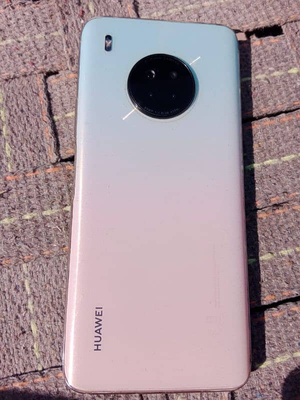 HUAWEI y9a 0