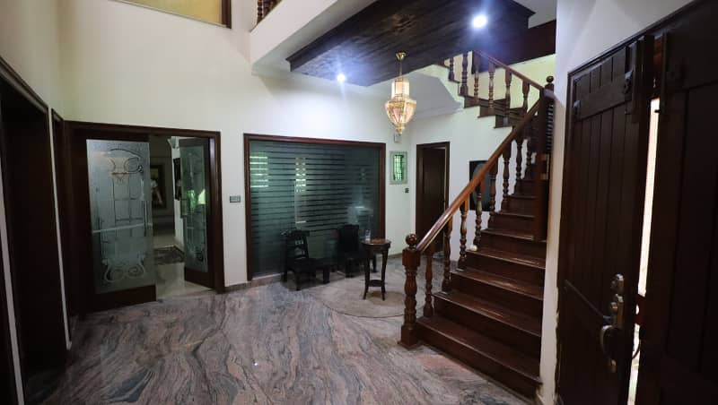 1 Kanal Owner Build Decent House With Excellent layout Plan available For Sale 7