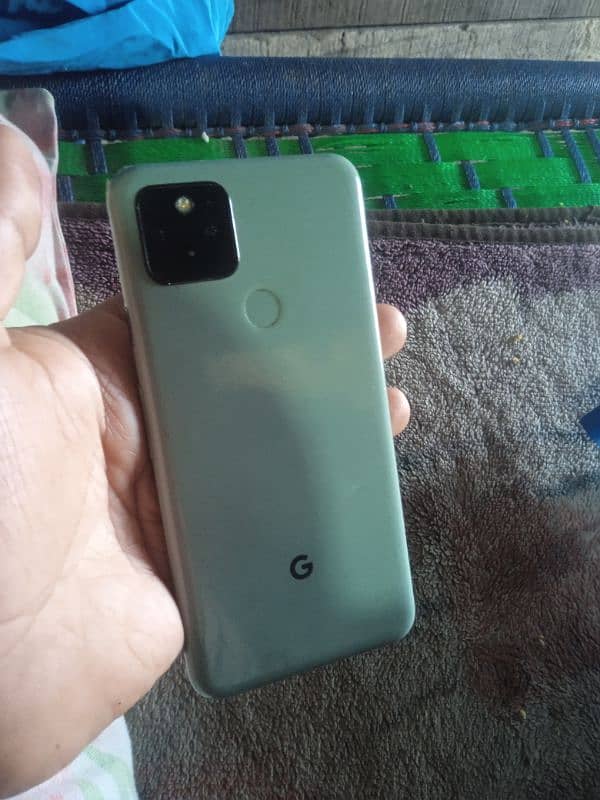 Google pixel 5 8/128Best for cemra and gaming only phone 10/10 hai 0