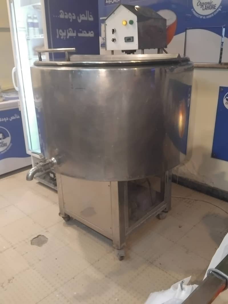 Milk Chiller For Sale (300ltr & 500Ltr) 0