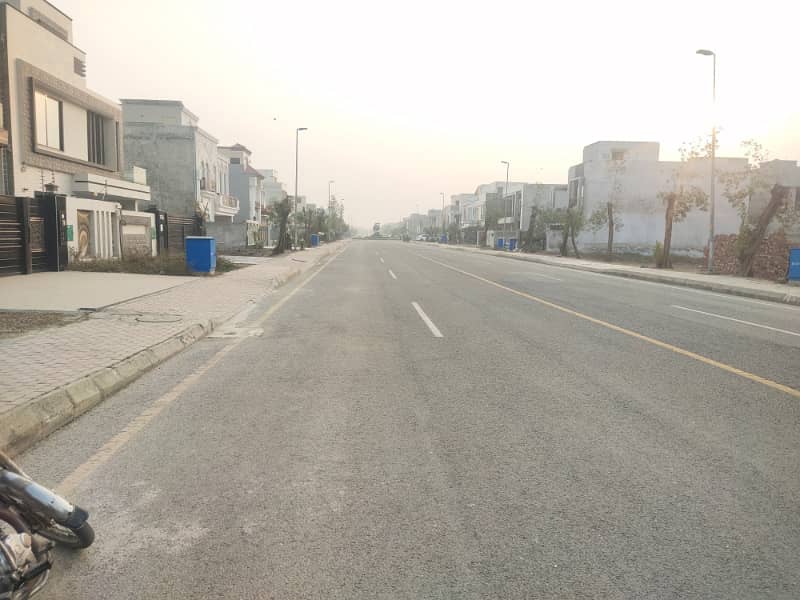 05 Marla Plot For Sale in Eastern Block Phase 1 Bahria Orchard Lahore. 6