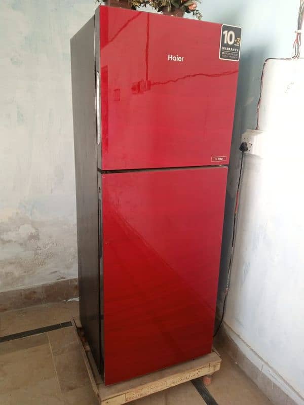 "Used Refrigerator – Excellent Condition, Great Price!" 1