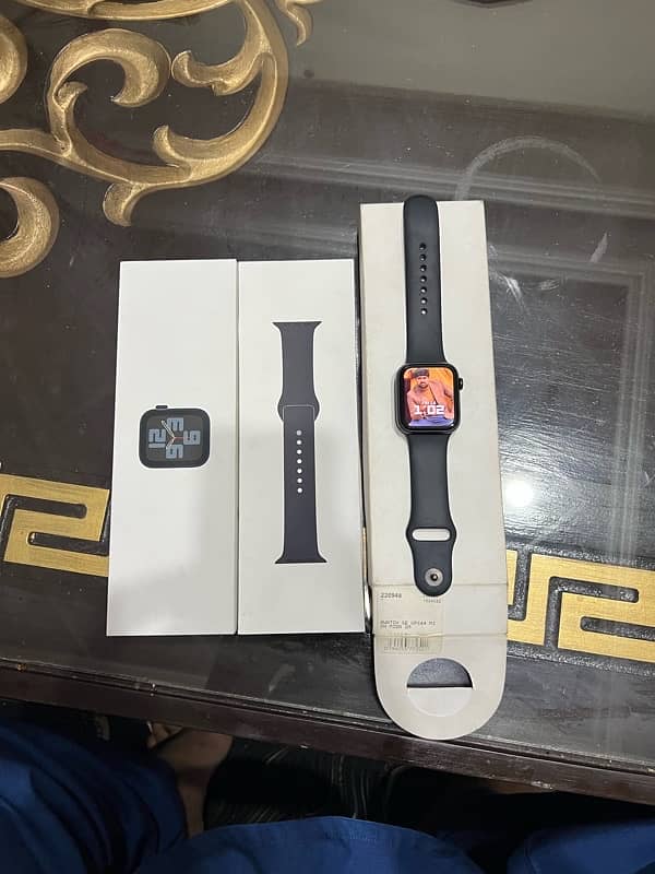 Apple Watch series se 2 generation 98 battery health 2