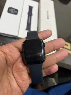 Apple Watch series se 2 generation 98 battery health