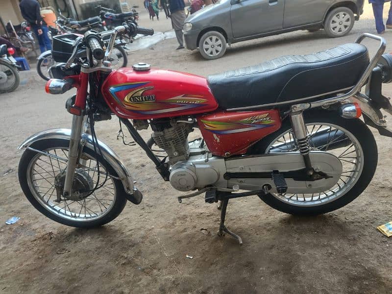 united 125 red colour 2019 mint condition 2