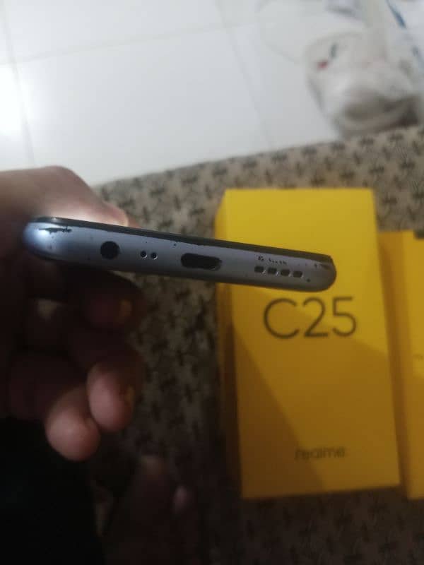 c25 realme 4/128gb complete Saman 10