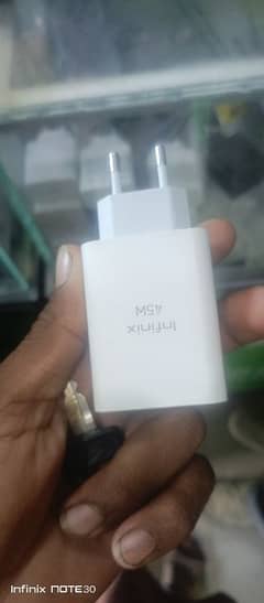 Infinx note 40 charger 45 wat only 3000